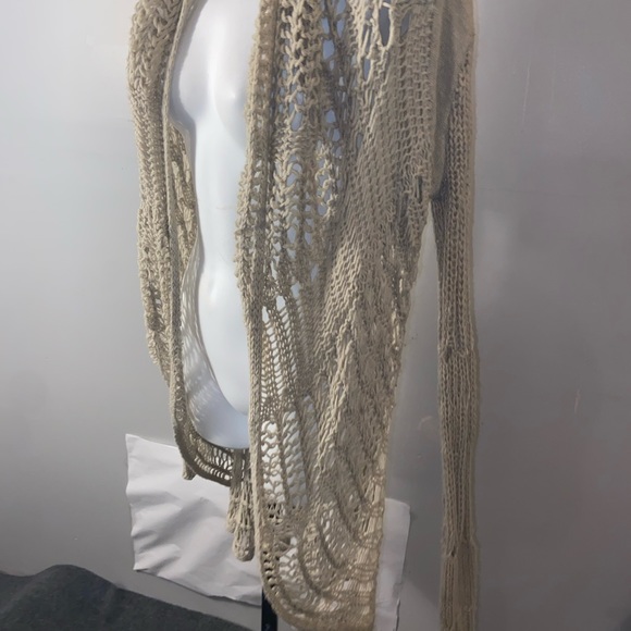 Crochet knitted sweater - Picture 5 of 17